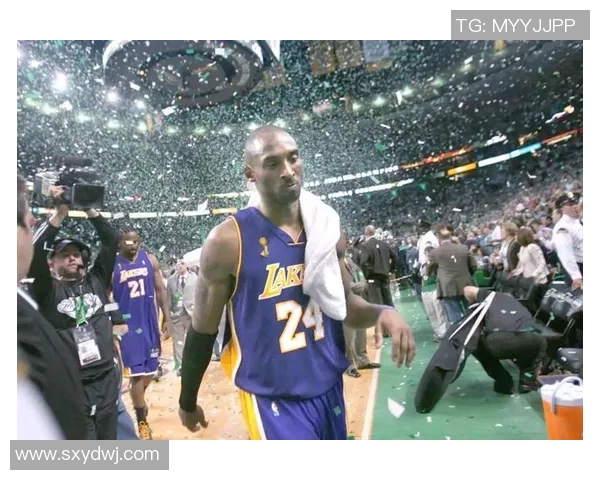 球星对决:跨越时代的巅峰对抗与传奇传承 球星对决:跨越时代的巅峰对抗与传奇传承